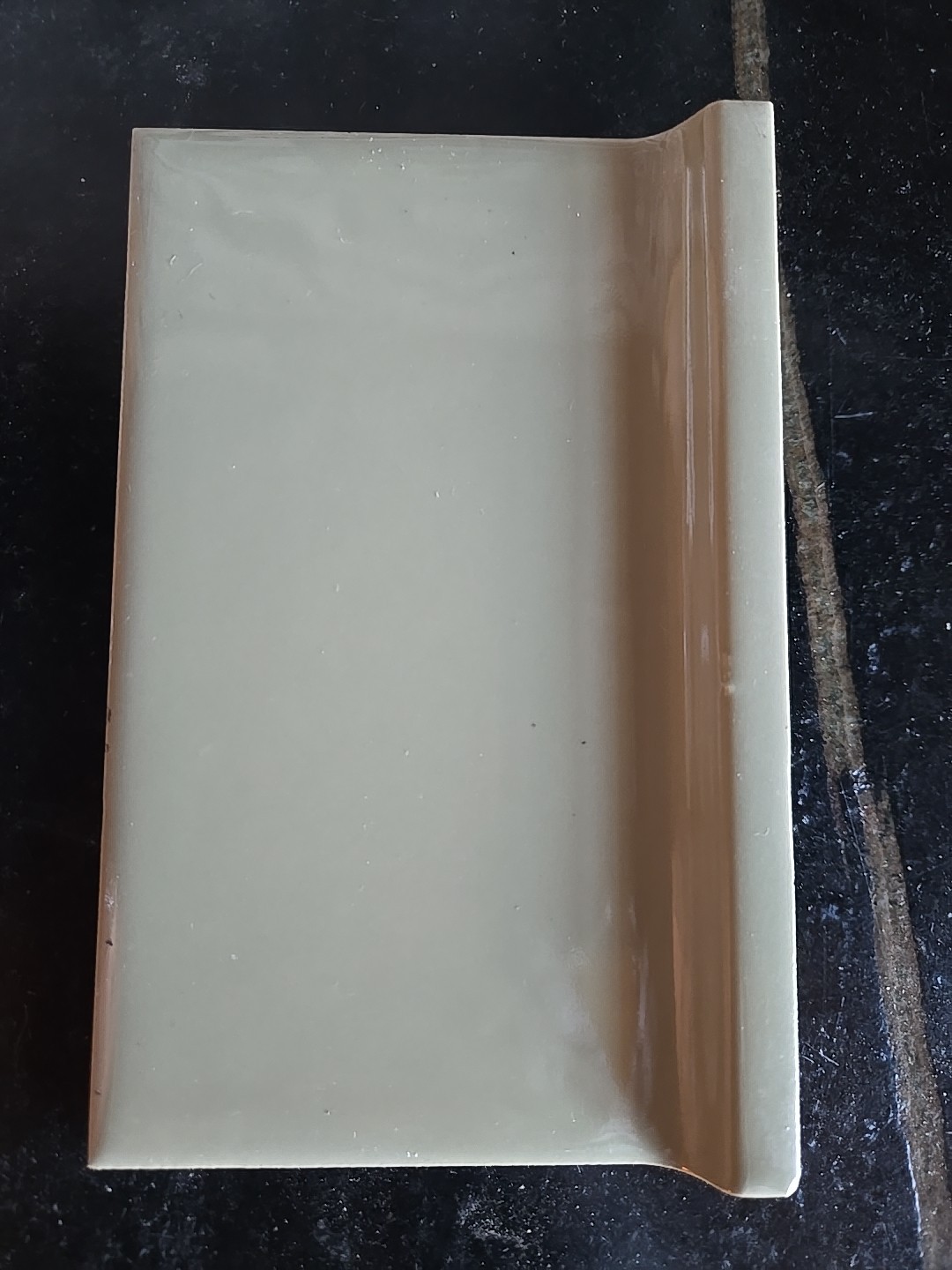 Vintage 6 1/8″ X 3 7/8″ Cove Base Dark Harvest Green Tile NOS