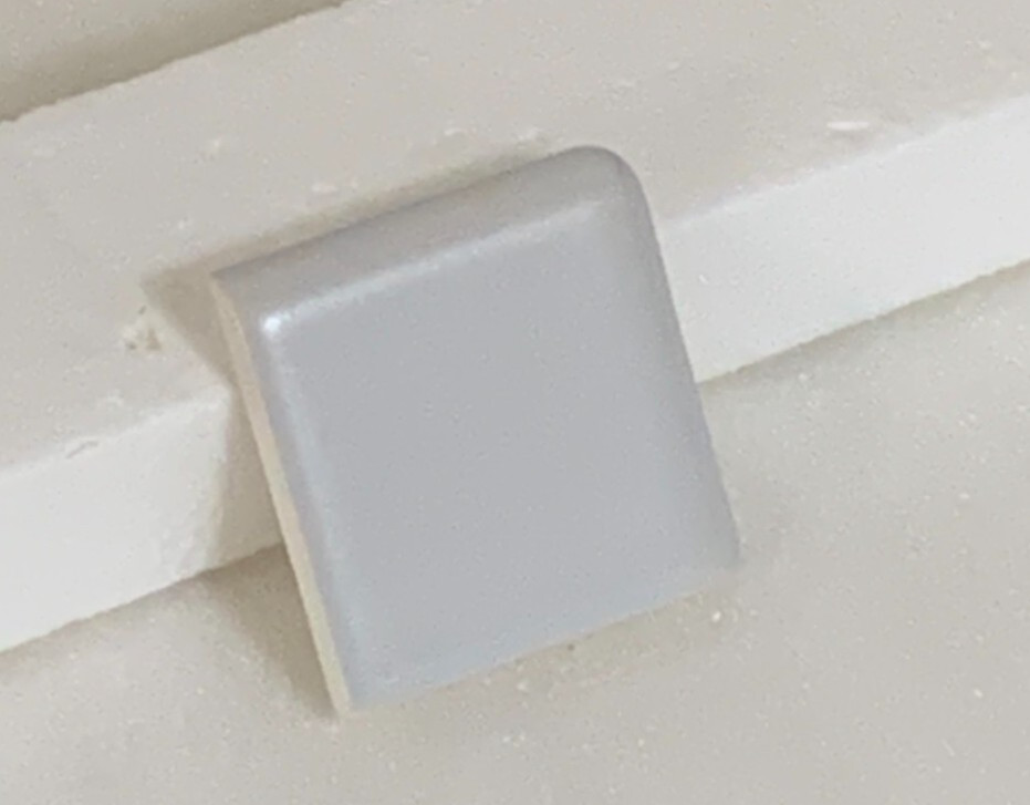 New Florida Pearl#719 Matte 2″ x 2″ Flat Surface Bullnose Corner *Shade 555*