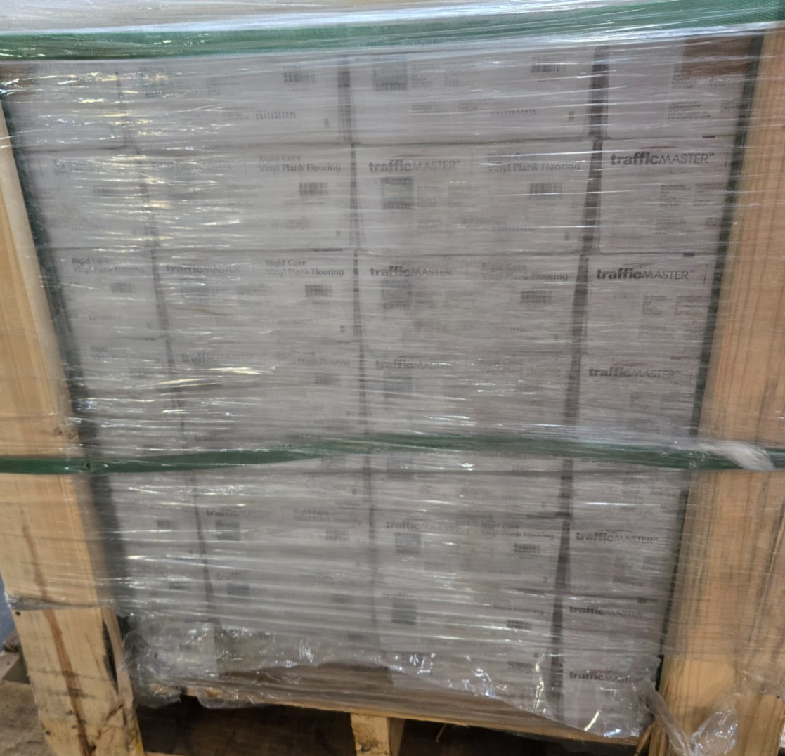 Pallet Sale – TrafficMaster Flooring Hickman Coast Pine 6×36 Vinyl Plank – 32