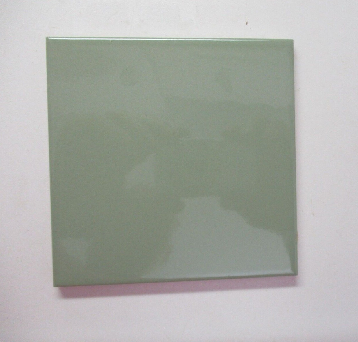 1 Tile US Ceramic 72476484800-4 Gloss Sage Green 4-1/4″ Sq. Wall 2015 Modern