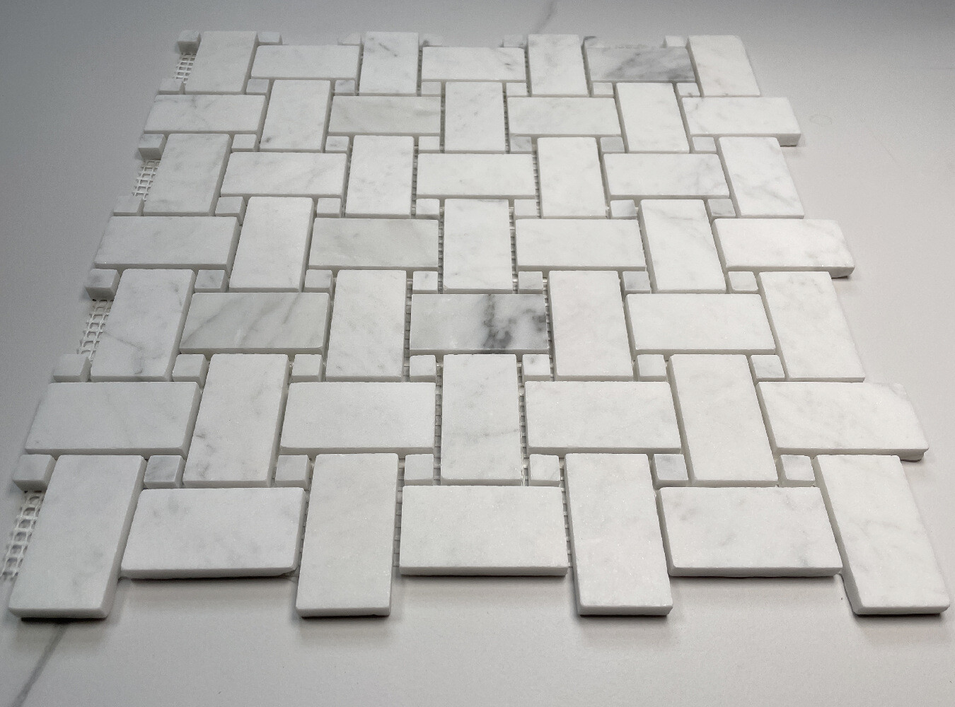 C650XH Carrara Venato Marble Basketweave Mosaic Tile White Dots Honed 1×2