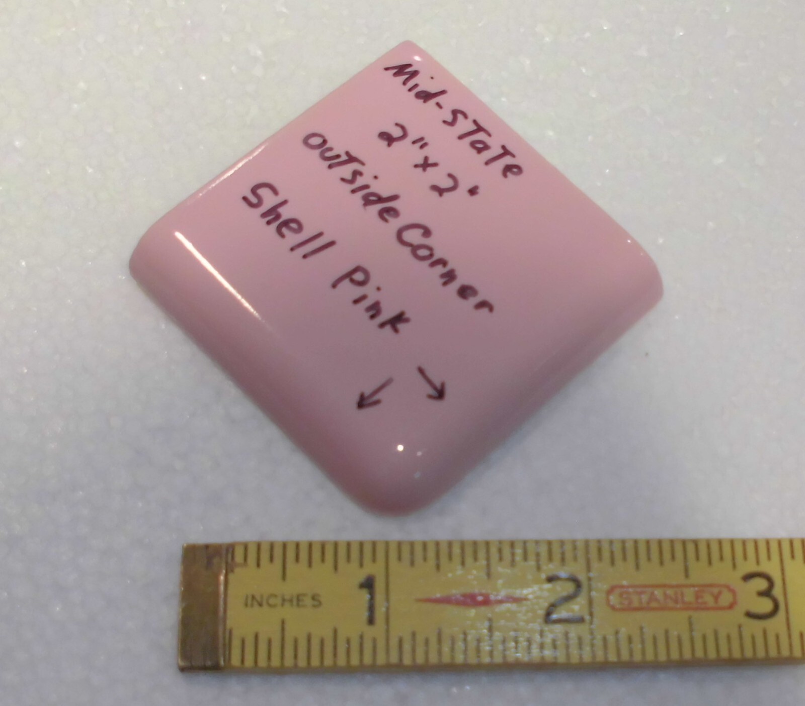1 pc. Shell Pink: 2″ X 2″ X 5/16″ Glossy Ceramic Surface Bullnose Corner Tile
