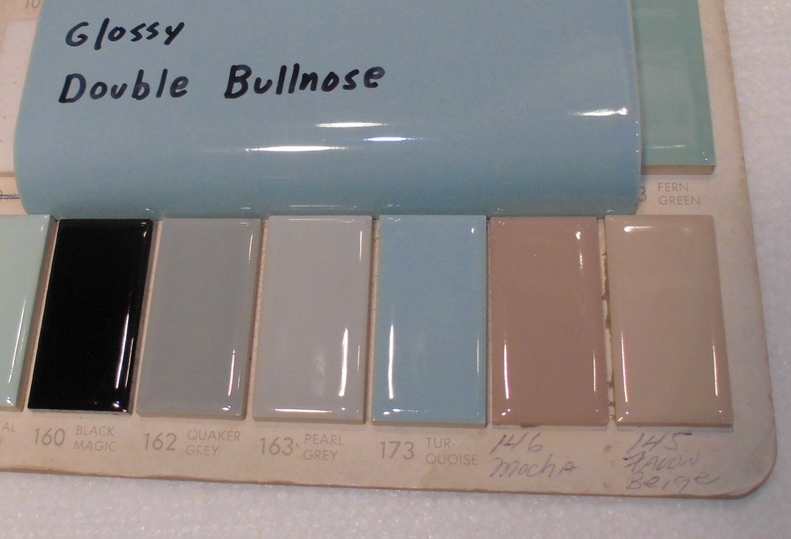1 pc. Turquoise 6″ x 6″ Double Radius Bullnose Glossy Ceramic Tile: made 1950’s