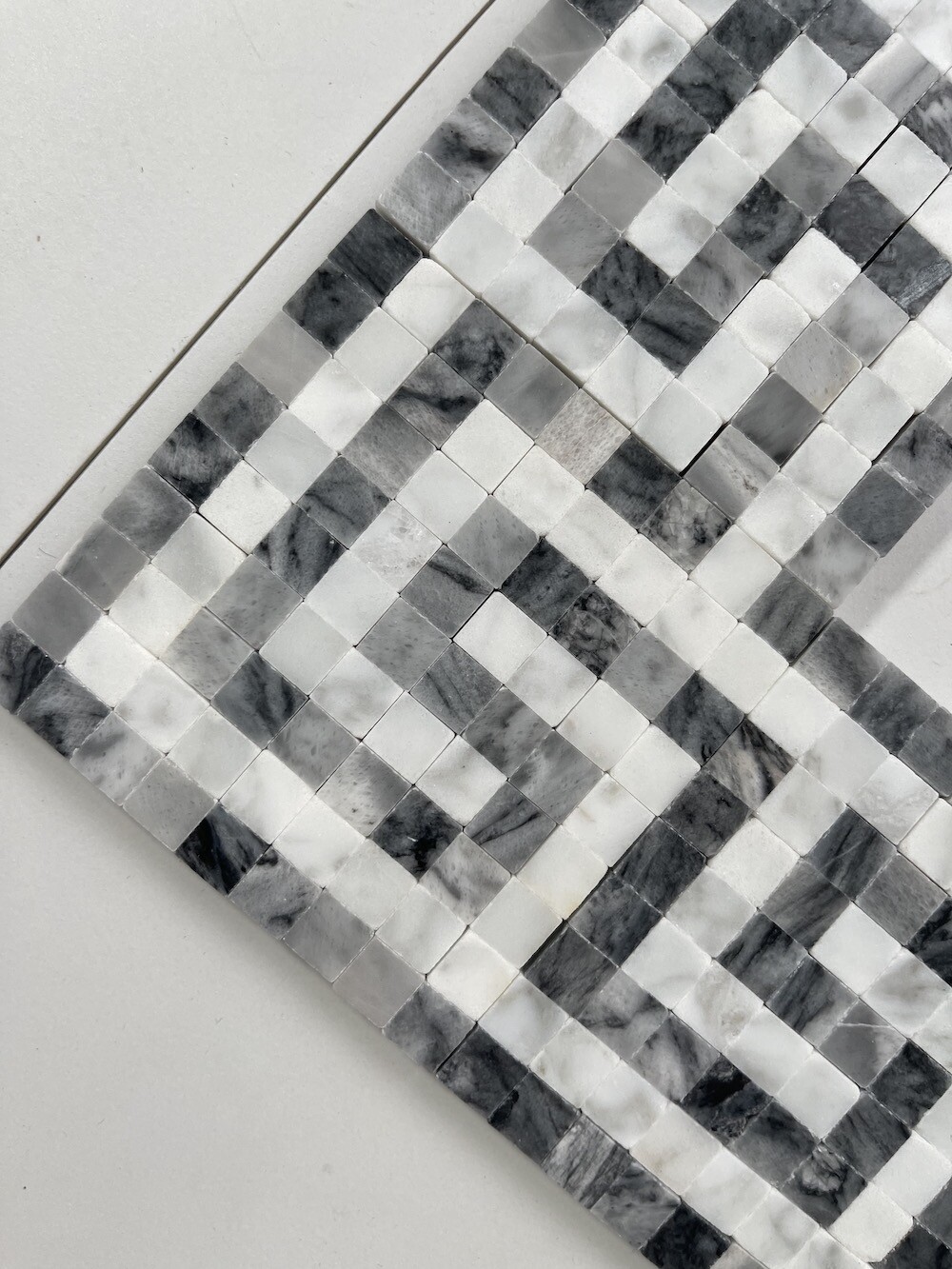 B0102P Carrara White Bardiglio Gray Marble Greek Key Mosaic Border Listello