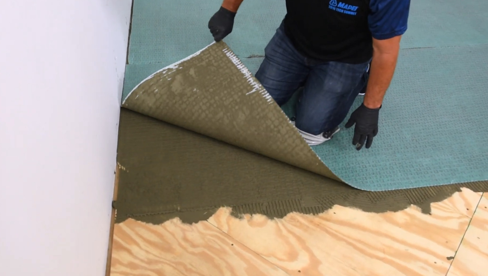 Mapei 94285-30 Mapeguard UM Uncoupling and Waterproofing Membrane 323 SqFt Roll