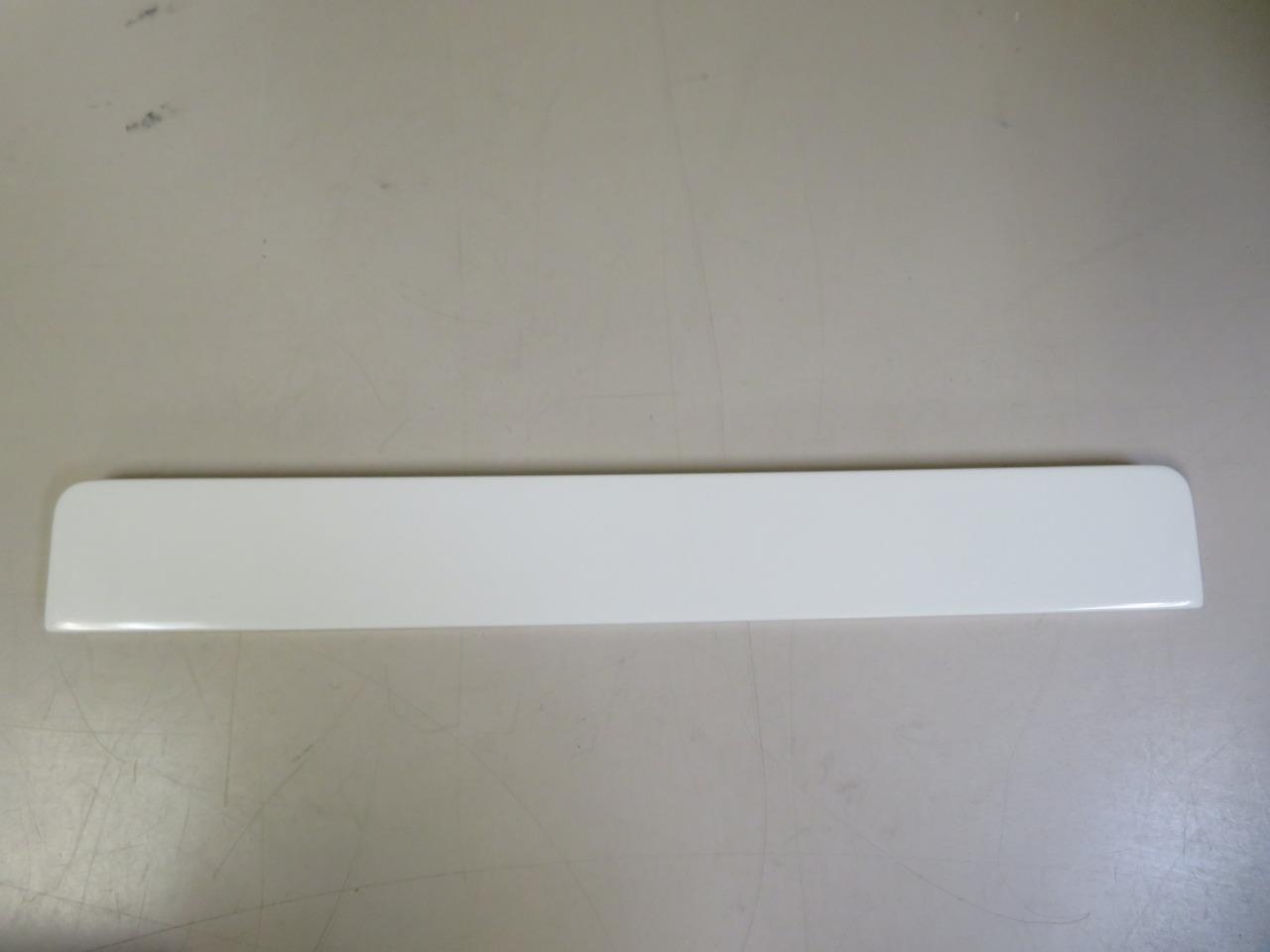 Glacier Bay 2 in. W Composite Vanity Sidesplash in White 15-7/8″