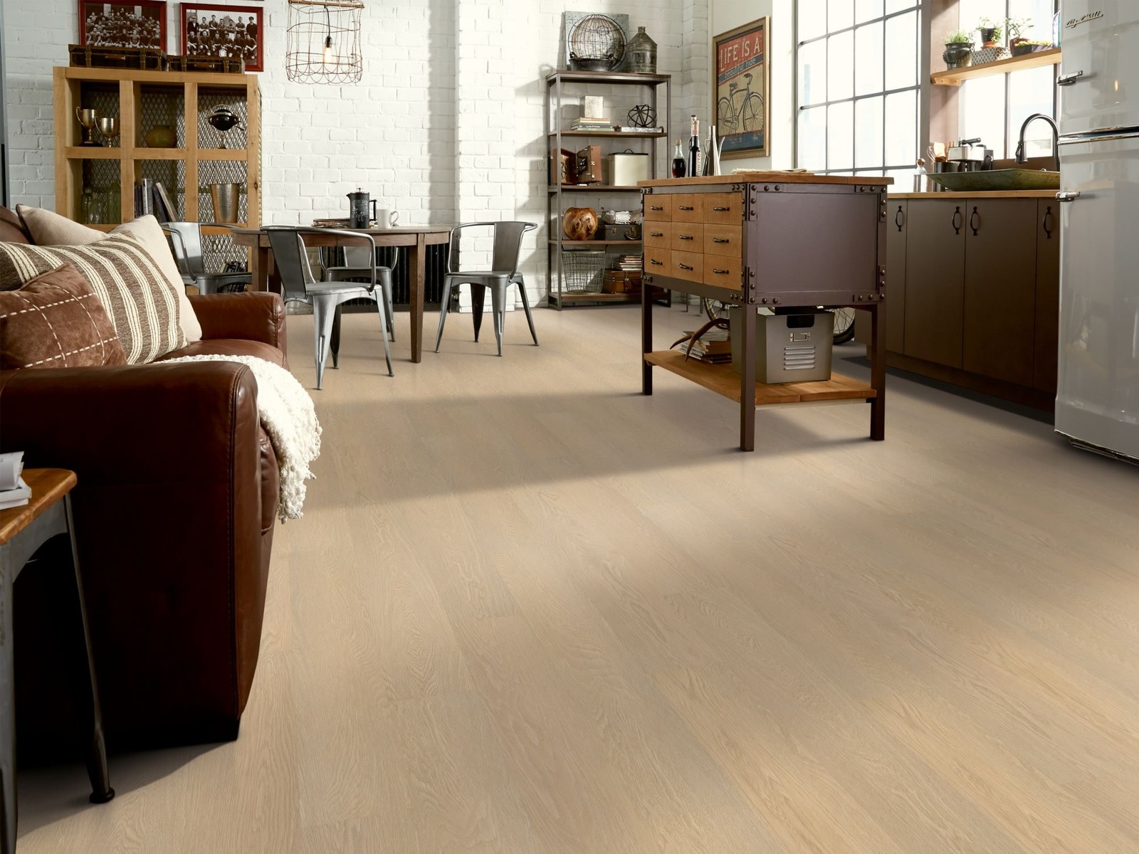Shaw 0736V Endura 512C Plus – 7″W Smooth Vinyl Flooring – Sold by