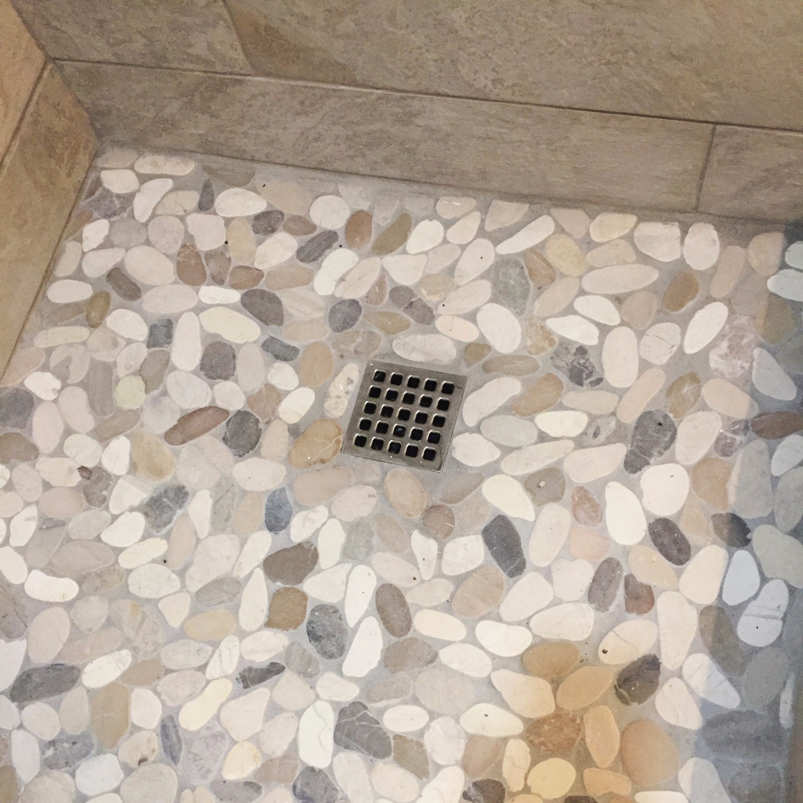 Venice Pebble Stone Tile Warm Blend Flat Tiles River Rock Stone Floor Wall