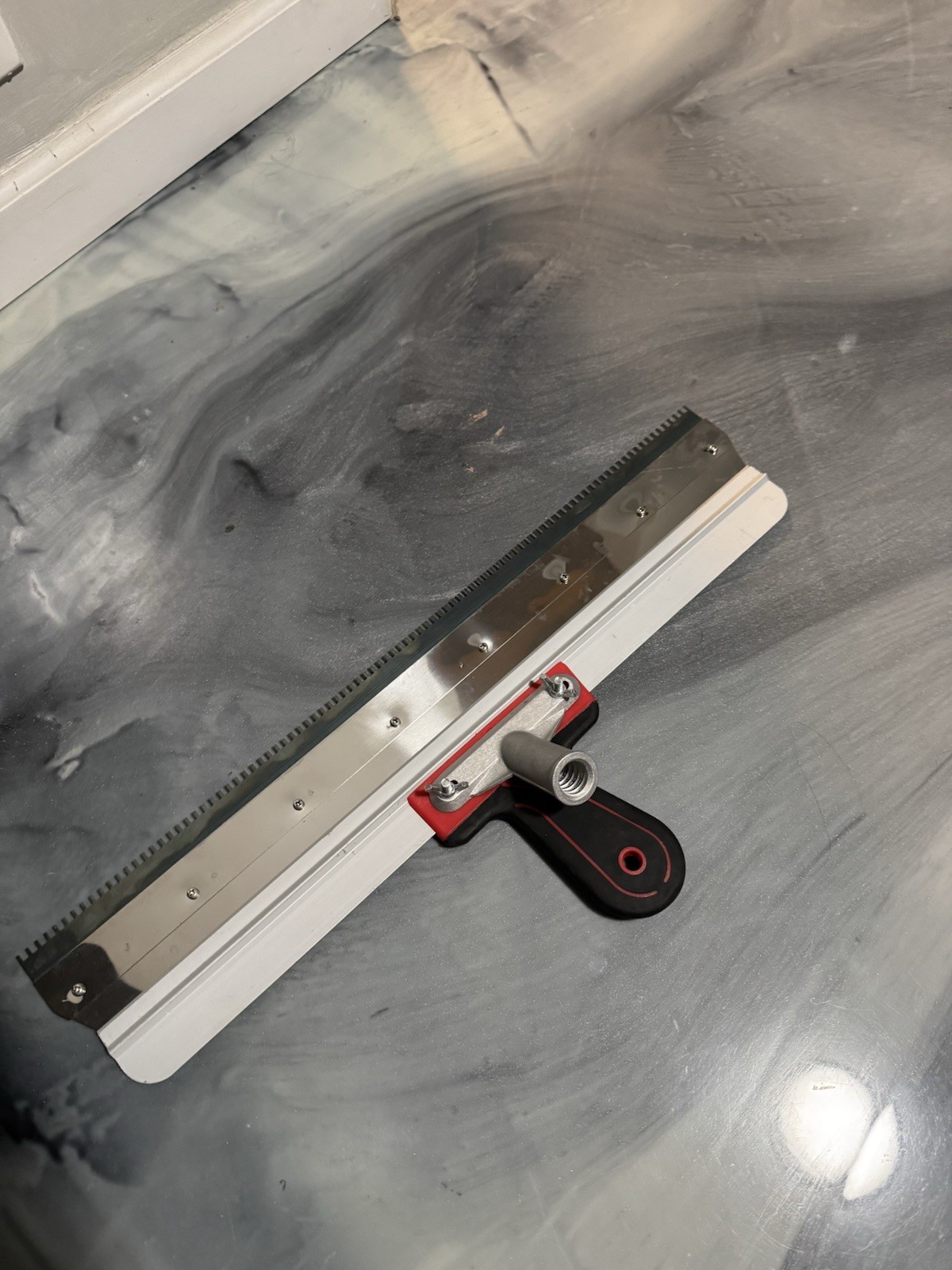 Professional Notched Epoxy Leveling Squeegee –Heavy-Duty Notched Leveling.