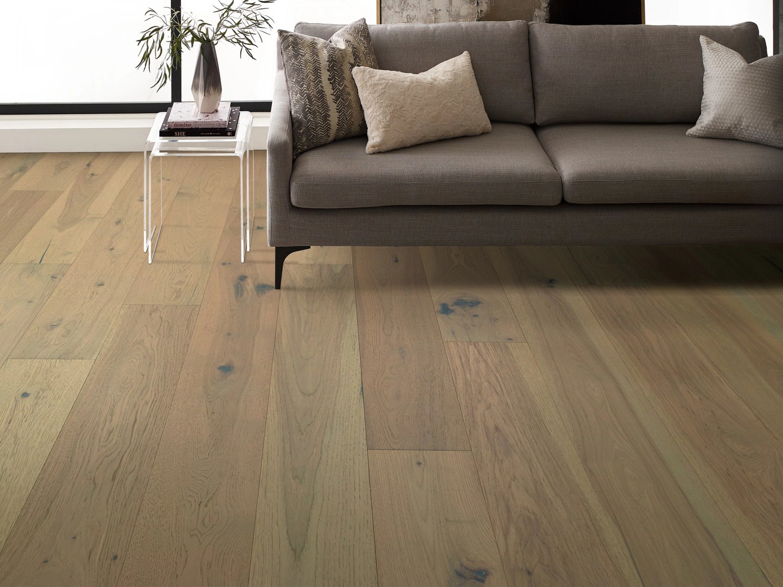 Anderson Tuftex AA828 Imperial Pecan 7-1/2″W Smooth Engineered – Antique