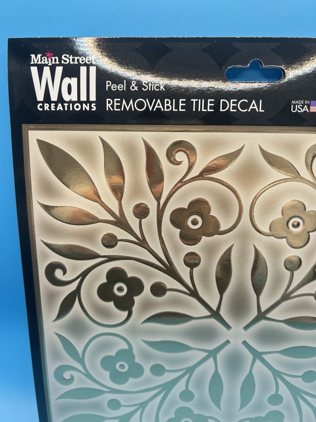 (24) Main Street Peel & Stick Wall Tiles 8 x 8 White and Gold Leaves