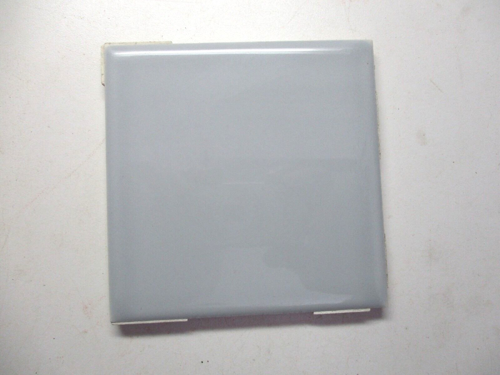 1 Wall Tile Stylon USA Used Gloss Mid Gray 4-1/4″ inch Square Vintage 1960-70s