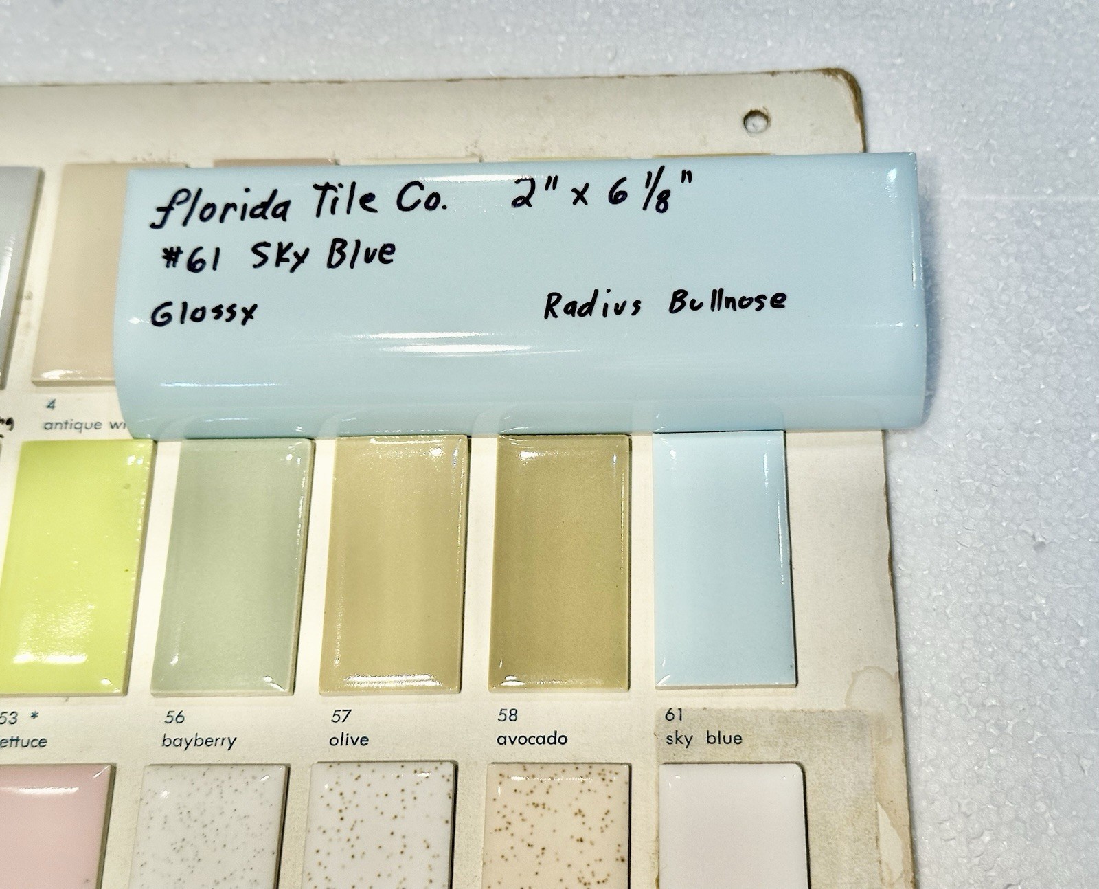 1 pc. Sky Blue: 2″ X 6-1/8″ Glossy Ceramic Radius Bullnose Trim Florida Tile NOS