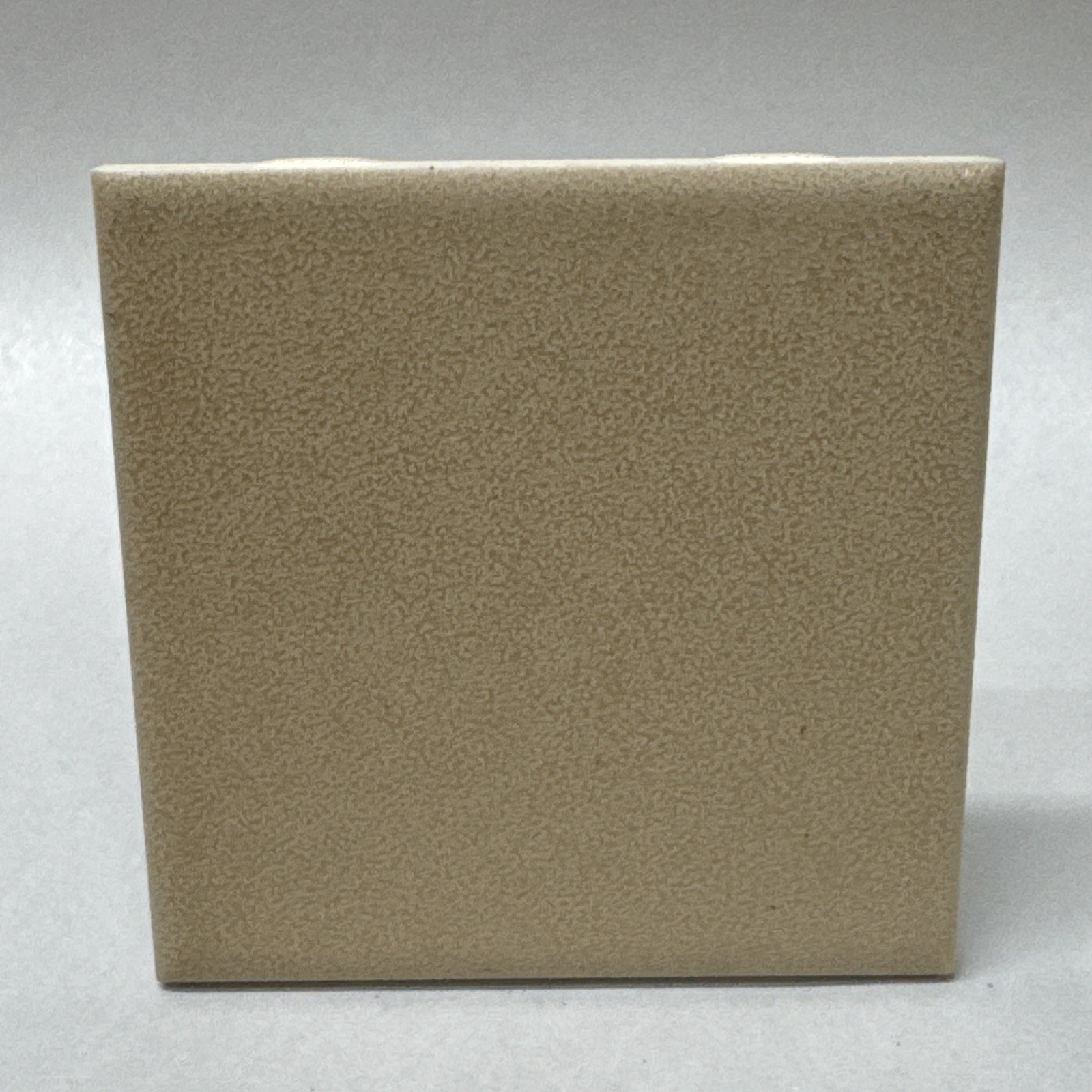 Daltile Crystalline Tile 4 1/4 Almond Tan Mid Century Modern 4×4 Buff Tan Tile