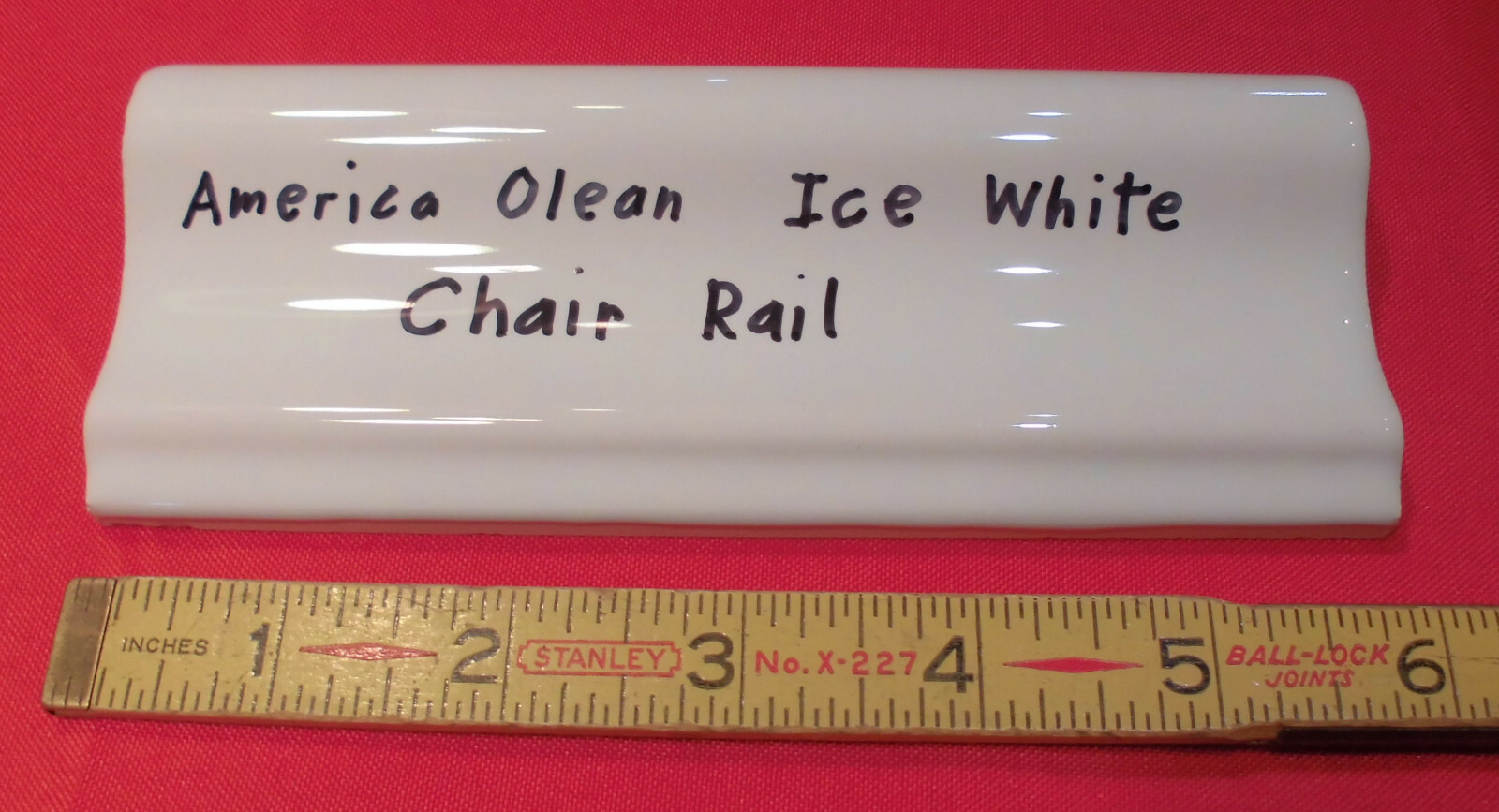 1 pc. Ice White: Glossy Ceramic Chair Rail made by American Olean, 2-1/2″ X 6″
