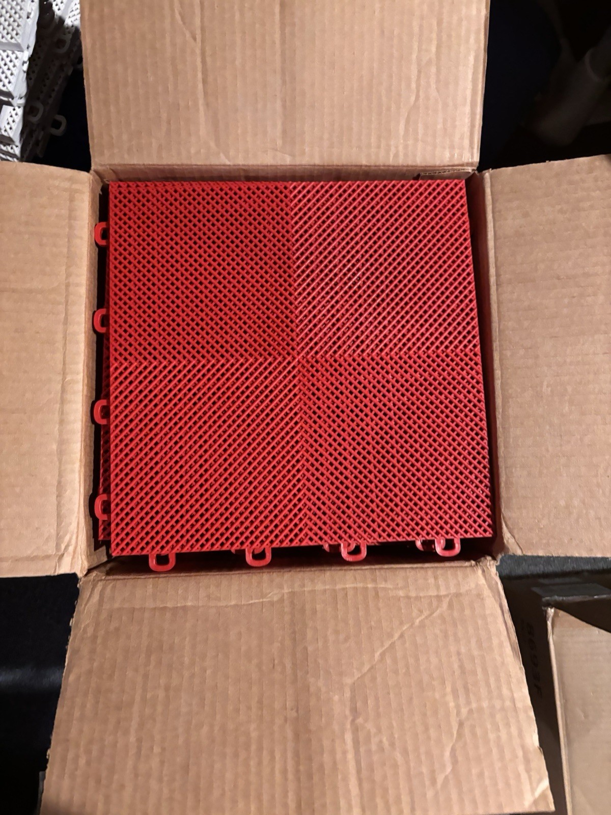 Interlocking Plastic Garage Floor Tiles 12×12 Matte Blue White Red (92)