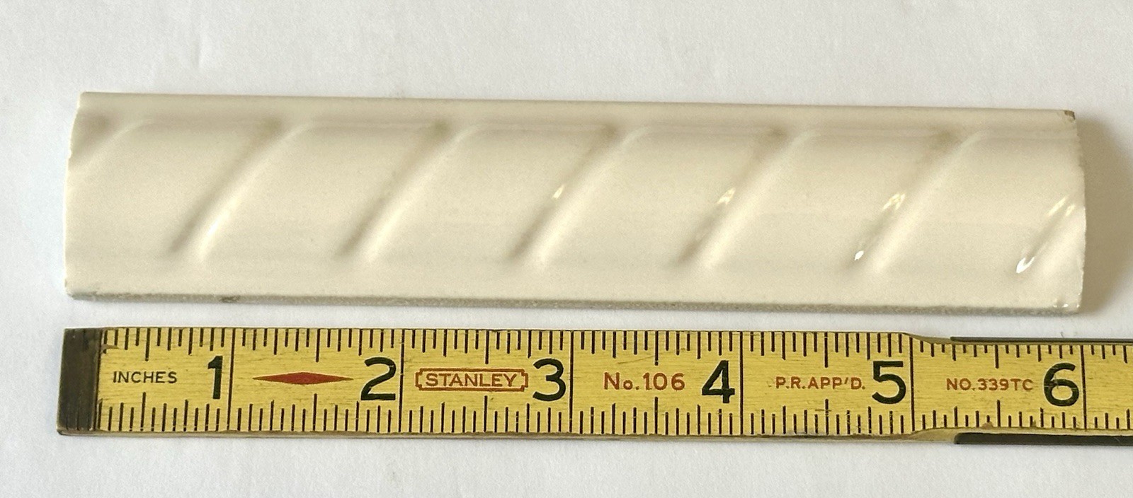 1 pc. Gloss Almond Ceramic Tile: Pencil – Liner – Sizzle: 6″ X 1-1/4″ Rope
