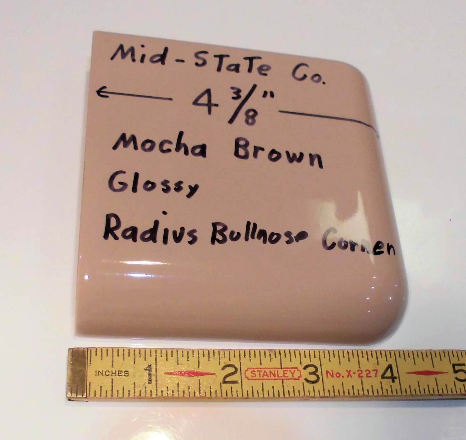 1 pc. Corner Bullnose; Mocha Brown; Glossy Ceramic Tile by Mid-State 4-3/8″ Mudd