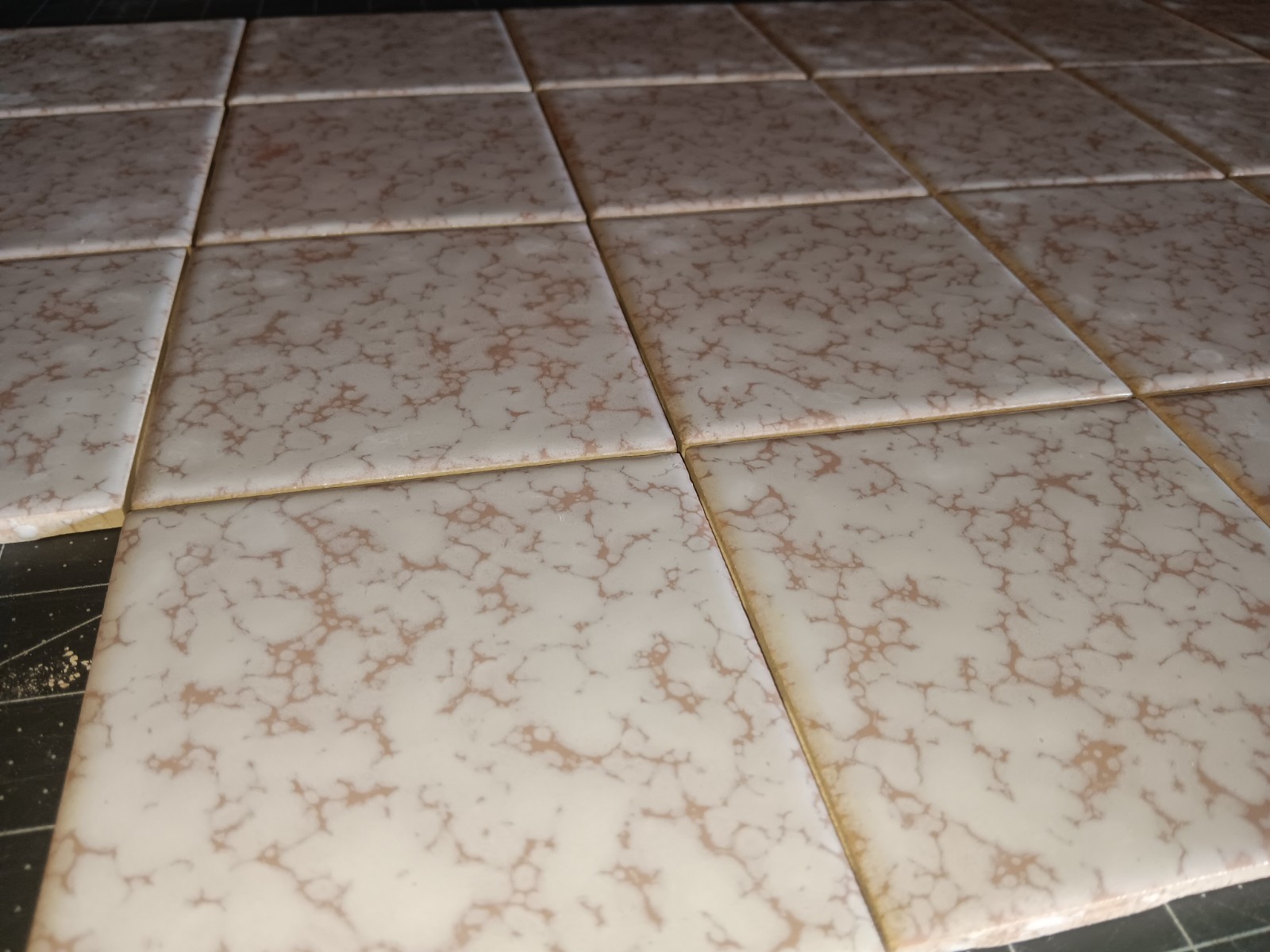 24 pack Ceramic Tile OAK TAN 4.25 Field Tile Bathroom Kitchen MIRAPLAS