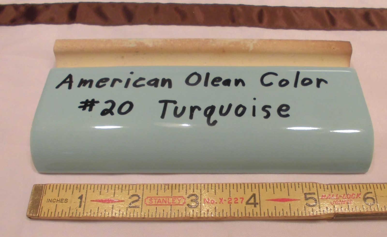 1 pc. *Glossy Turquoise* 2″ X 6″ Radius Bullnose Ceramic Tile: New Old Stock