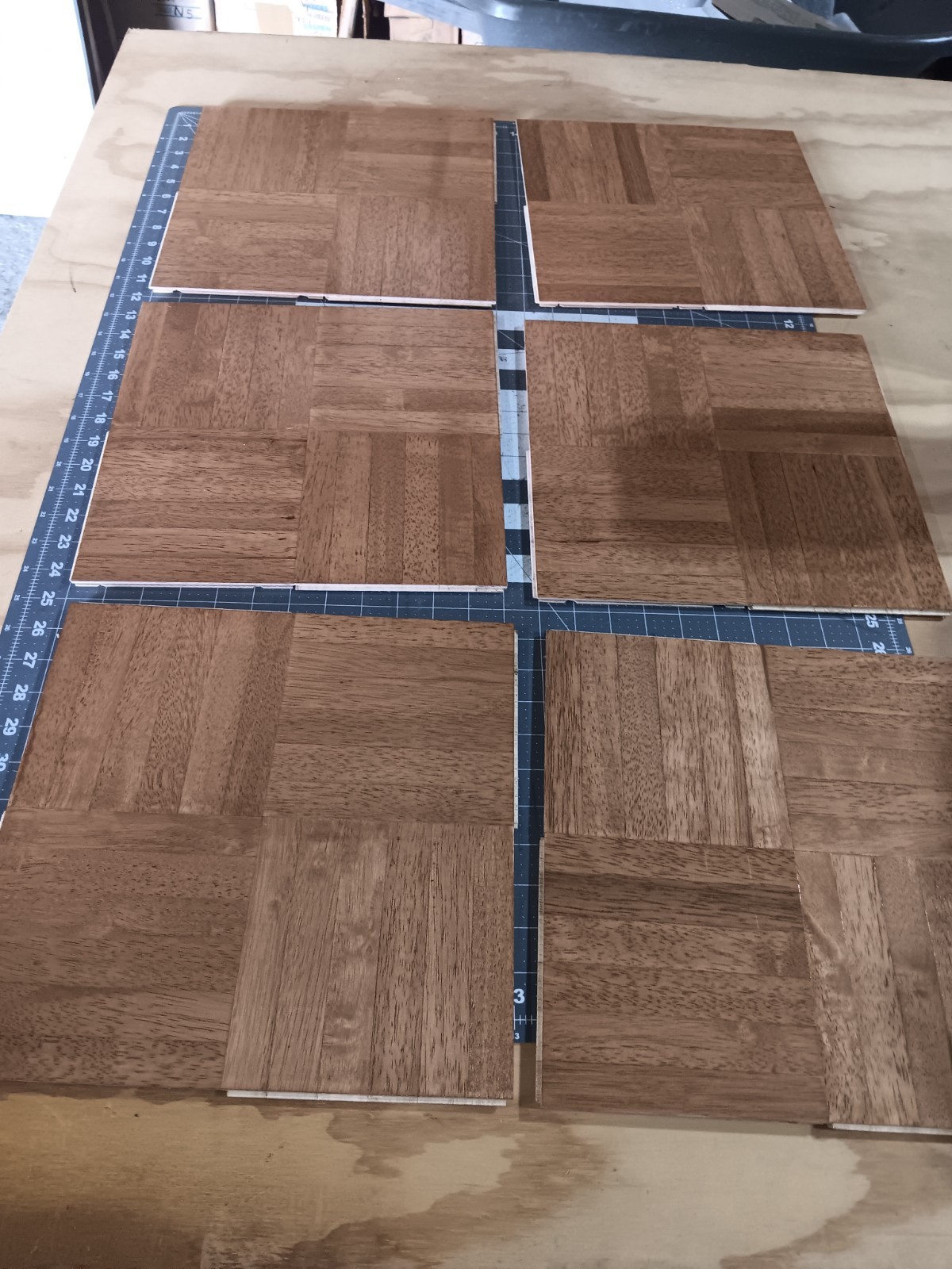 6-finger Parquet Solid Hevea Wood Floor Tiles 12 x 12 1/4″ Chestnut Color 6 SqFt
