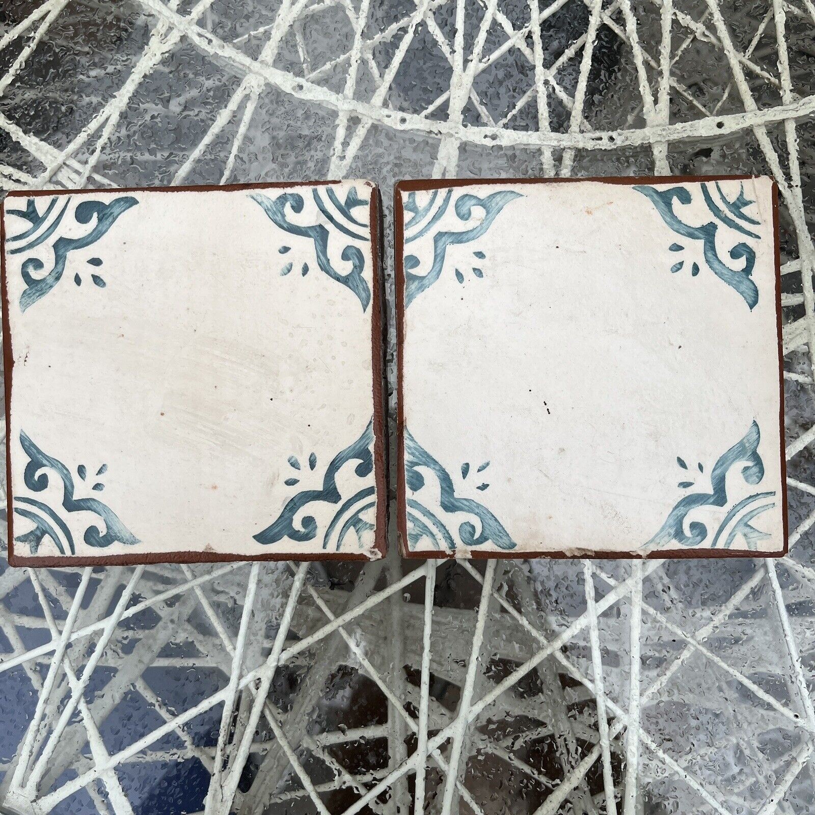 Walker Zanger Contessa Pagoda – Cobalt Tile x 4 pieces 4-5/8”