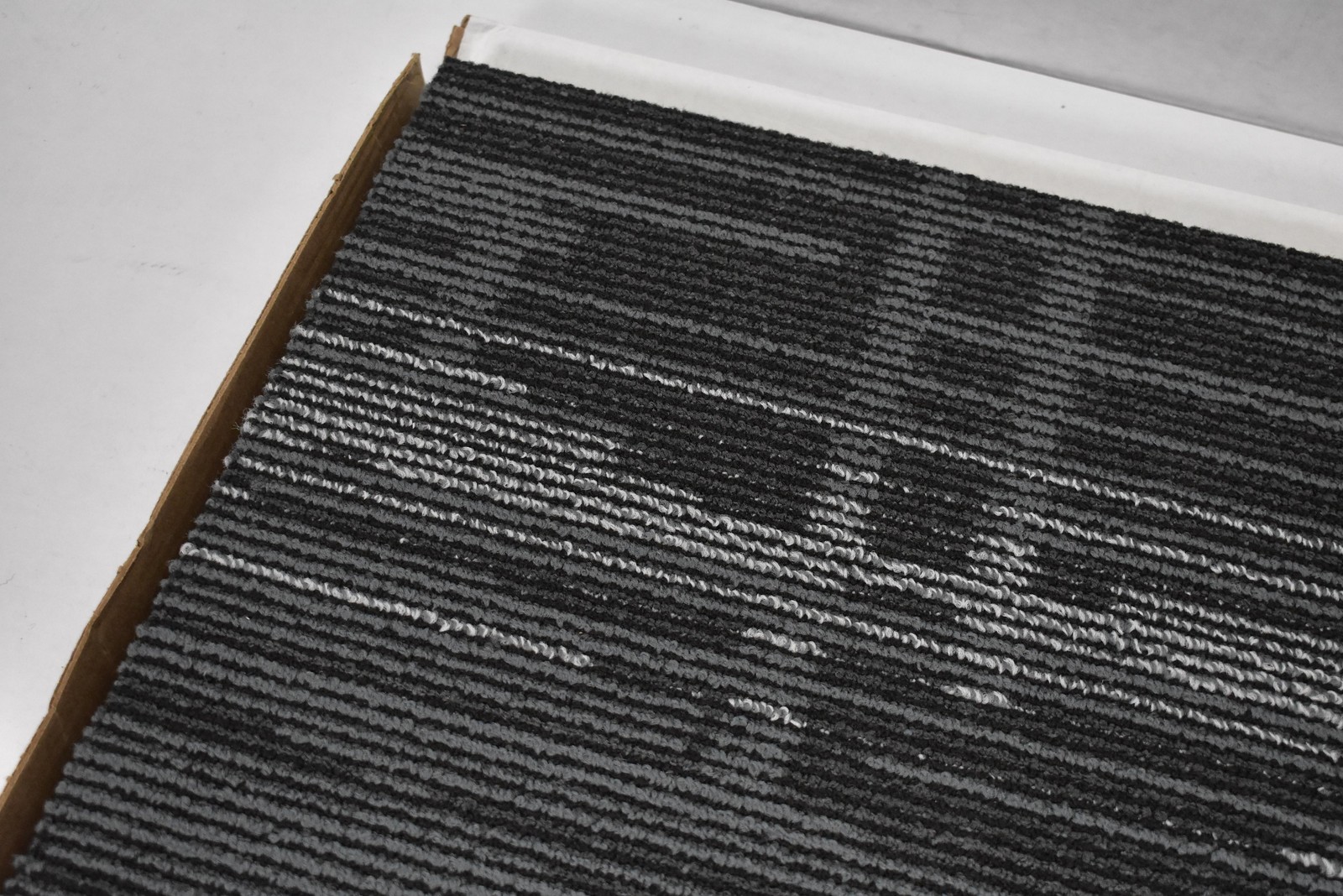 Hutton Sharkskin Carpet Tile 8 Tiles 19.69in 50cm 21.53 sq ft BCF Nylon Gray
