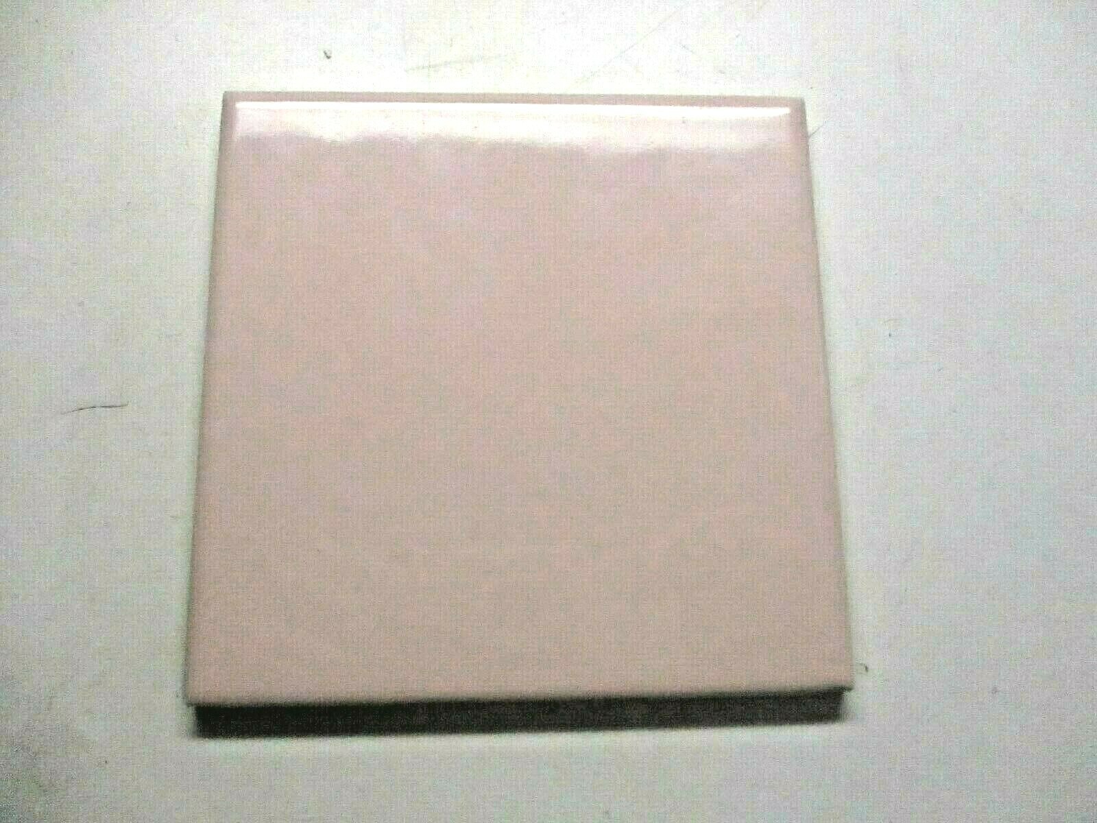 1 Wall Tile US Ceramic 724764 091004 Gloss Light Pale Pink 4-1/4″ Vintage 1990s