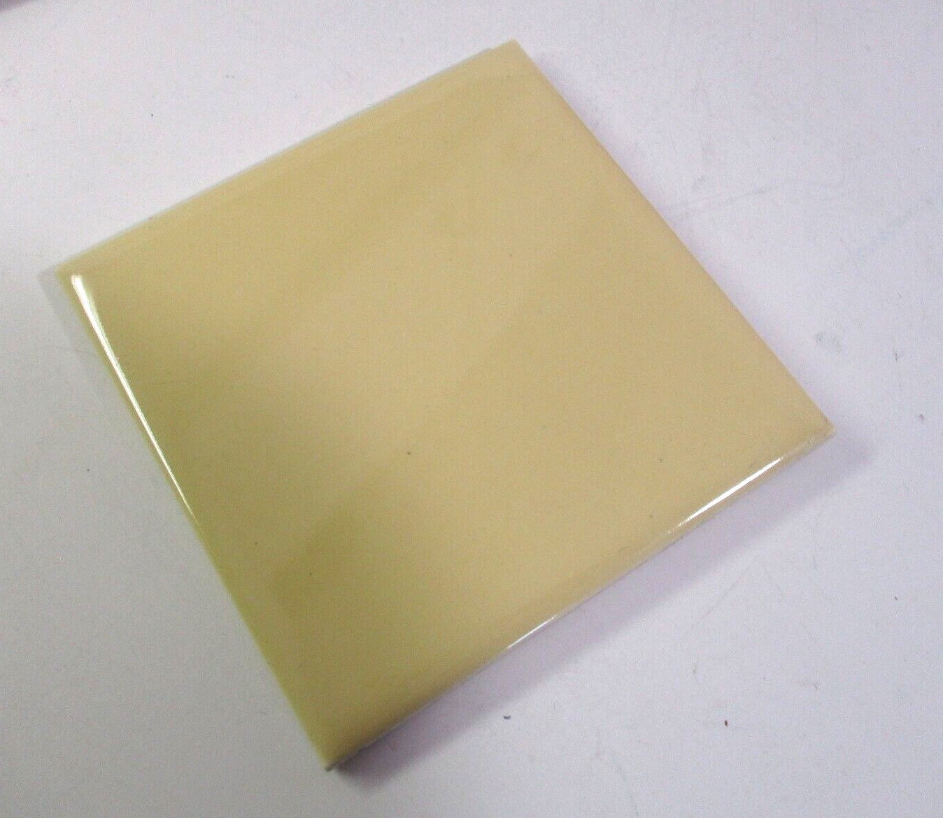 1 Wall Tile Mosaic USA 4-3/8″ Square Gloss Mustard Yellow Ceramic 1950 Retro Vtg