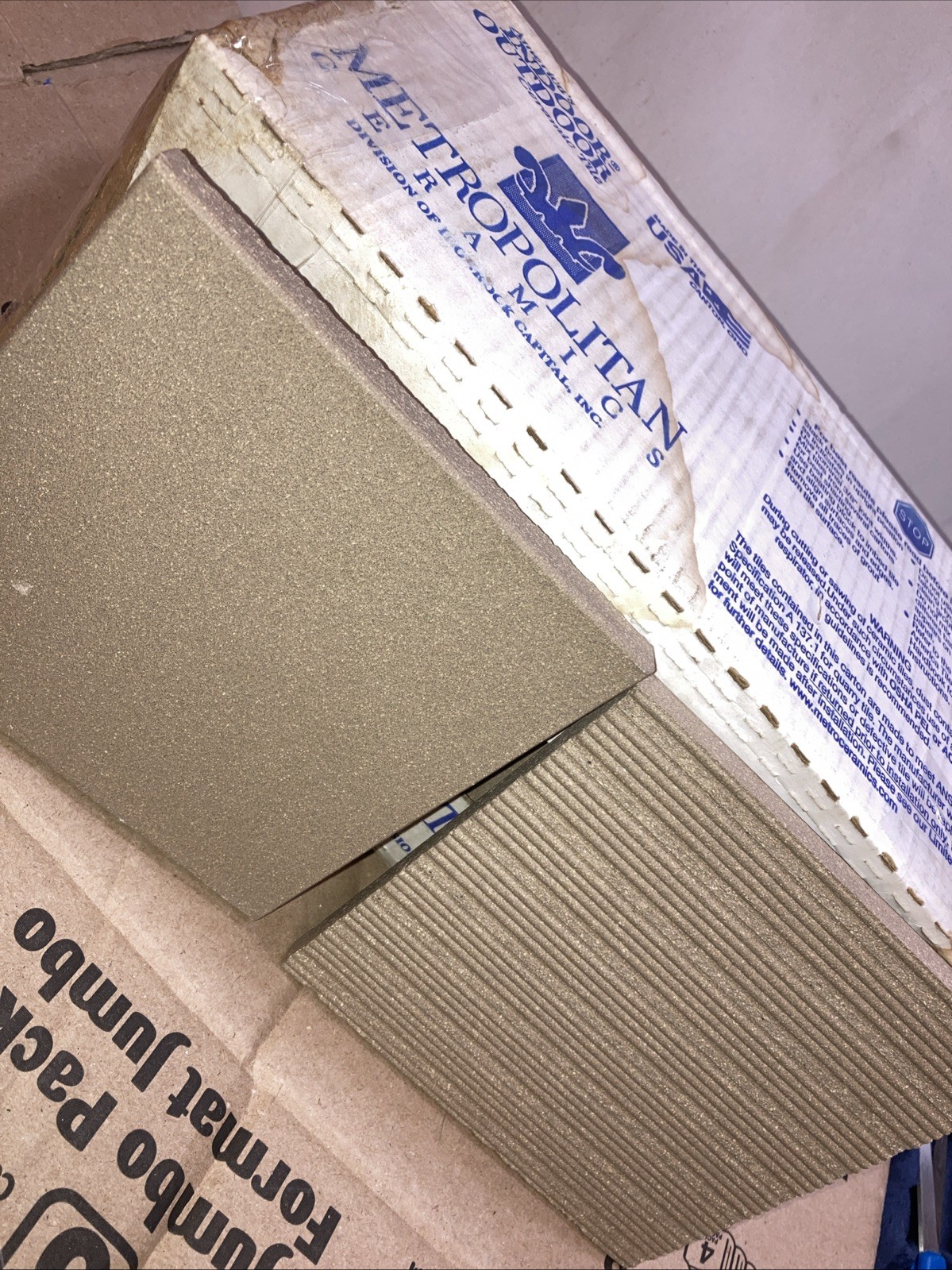 Metropolitan Ceramics USA MT107 6×6 Quarry Tile Ribbed Anti-Slip Full Box 28