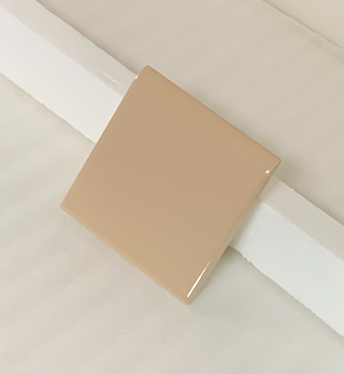 New Vtg Wenczel Tile Co Ceramic Suntan #221 Bullnose Gloss 4 5/16″ x 4 5/16″