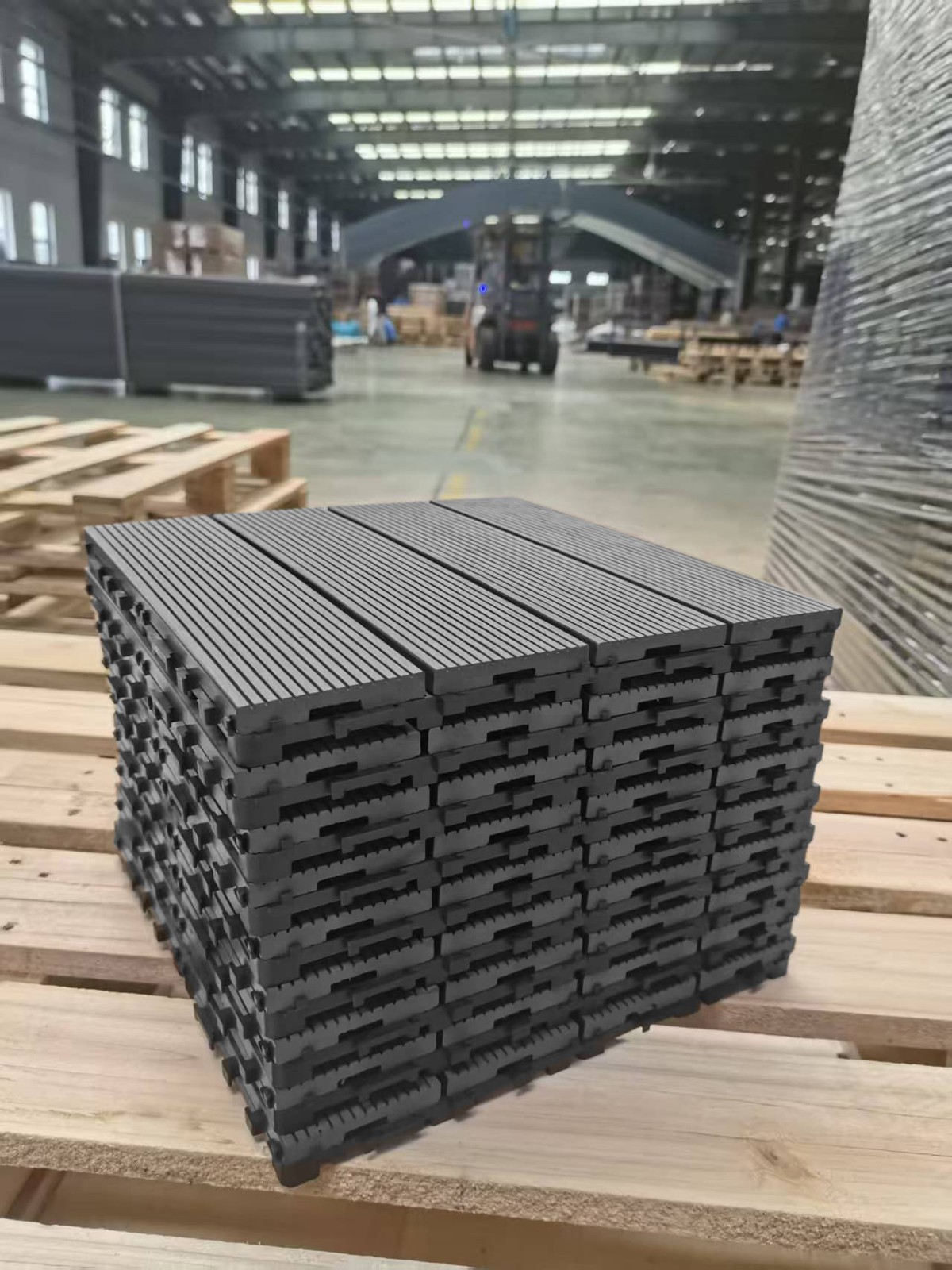 9 PCS 23.4 lb Heavy-Duty Recycled Wood-Plastic Boards, DIY Furniture Making