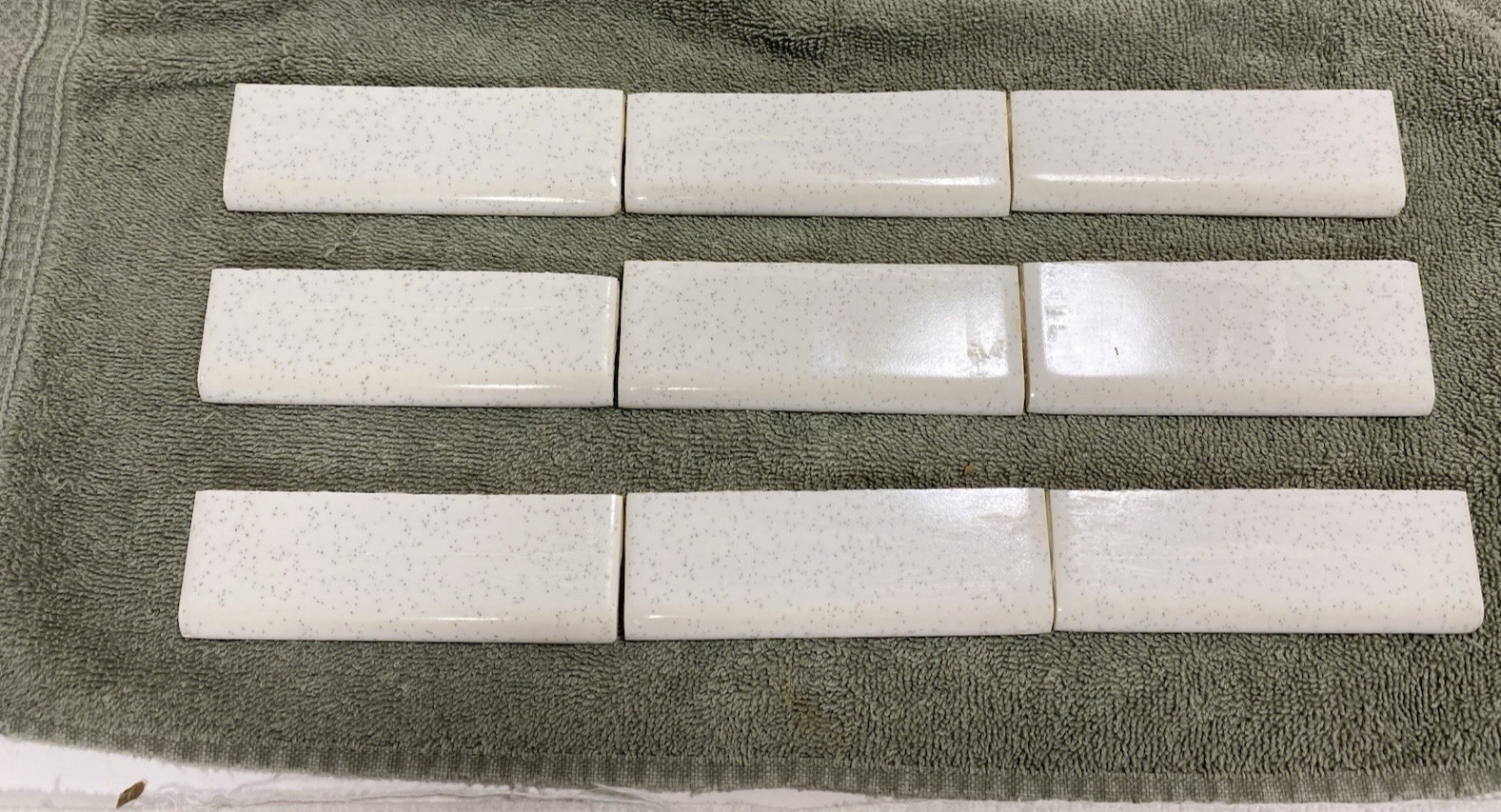 9 Vintage (1950-60s) White Speckled Ceramic Tile – CUT BULLNOSE – 1.5×4.25