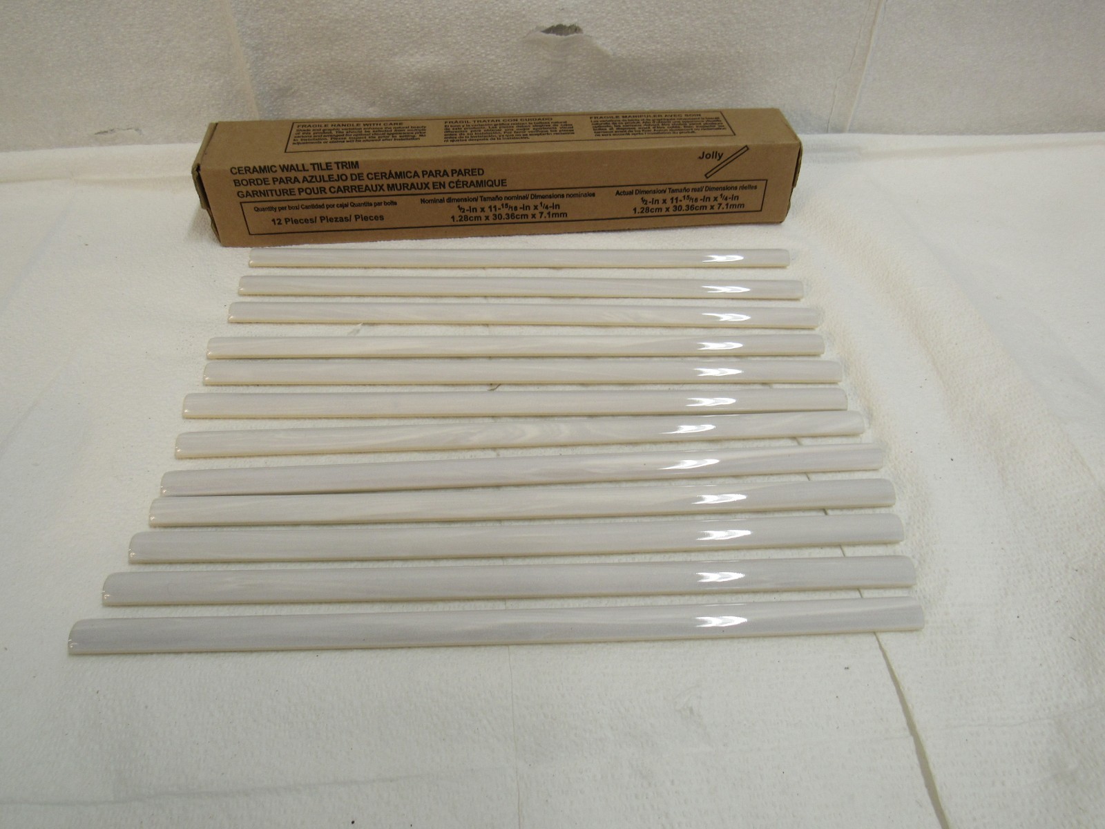 Dal-Tile Ceramic Trim “Jolly” CP06-Providential Gloss 12″x12″x1/4″ Pack of 12