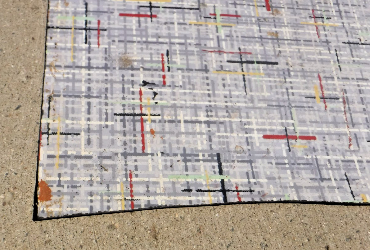 VTG~LINOLEUM FLOORING~LARGE PIECE~46″x66″~1950-60~MOVIE SET~MCM~GRAY GRID B