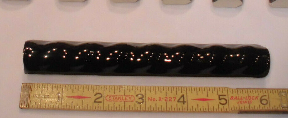 1 pc. Gloss Black Ceramic Sizzle Liner Rope Tiles 3/4″ X 6″ by American Olean