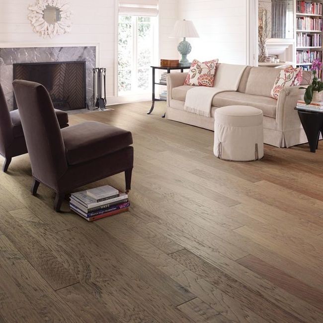 Shaw SW219 Pebble Hill 5″W Handscraped Engineered Hickory – Off White