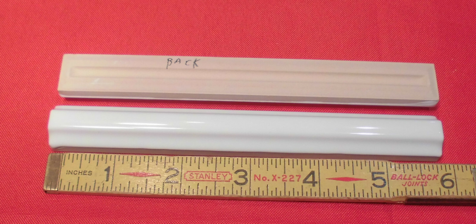 25 pcs. *Gloss White* Ceramic Pencil Liner Sizzle Tiles; 5/8″ X 6″ Raised Dome