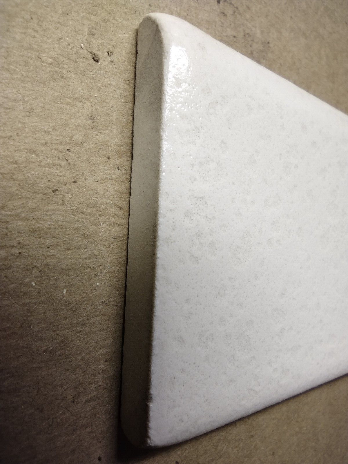 1 Tile MCT USA 6″ Gloss Crystalline Light Beige Bullnose Ceramic Wall Vintage
