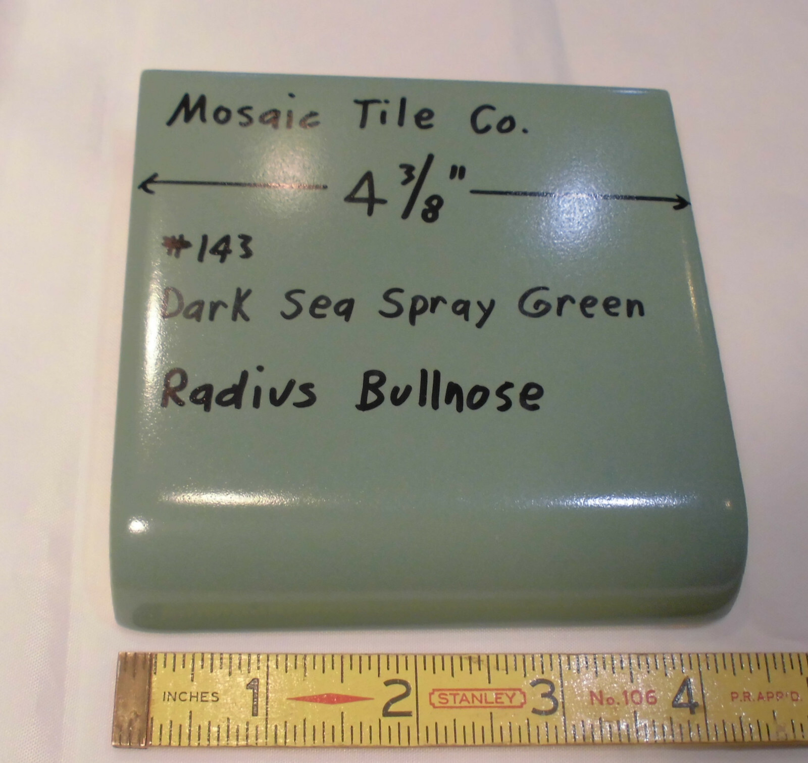 1 pc. Dark Green; Matte Radius Bullnose Ceramic 4-3/8″; by Mosaic Tile Co. NOS