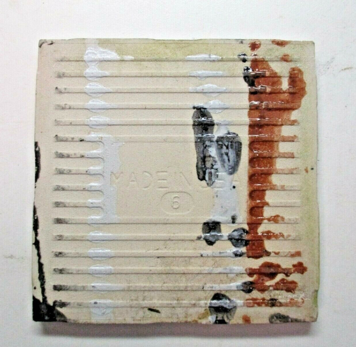 1 Tile interceramic 4-1/4″sq Satin Brown Speckles on Pale Gray Wrinkled Wall MCM