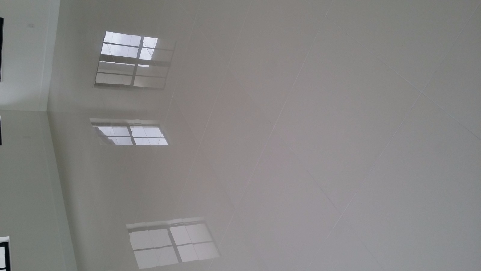 Off WHITE PORCELAIN small cut sample