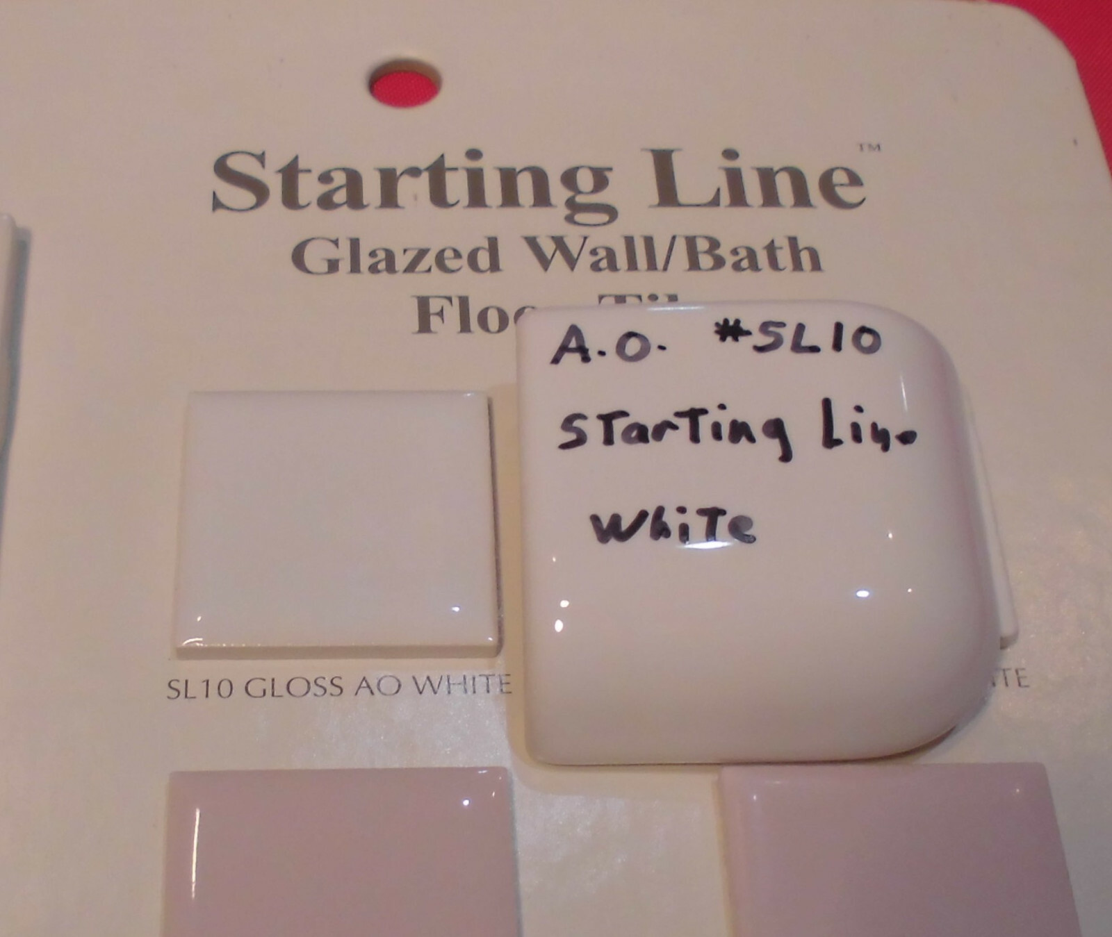 2 pcs. Starting Line White 2″ X 2″ X 5/8″ Ceramic Bullnose Radius Corner Tiles