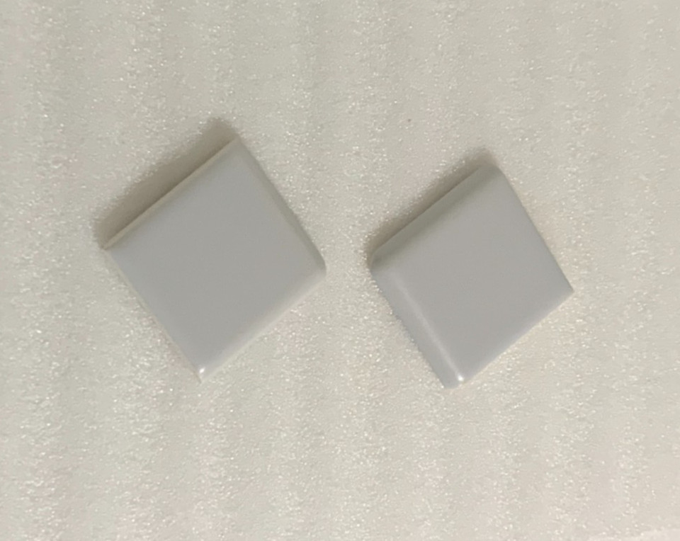 New Florida Pearl#719 Matte 2″ x 2″ Flat Surface Bullnose Corner *Shade 556*