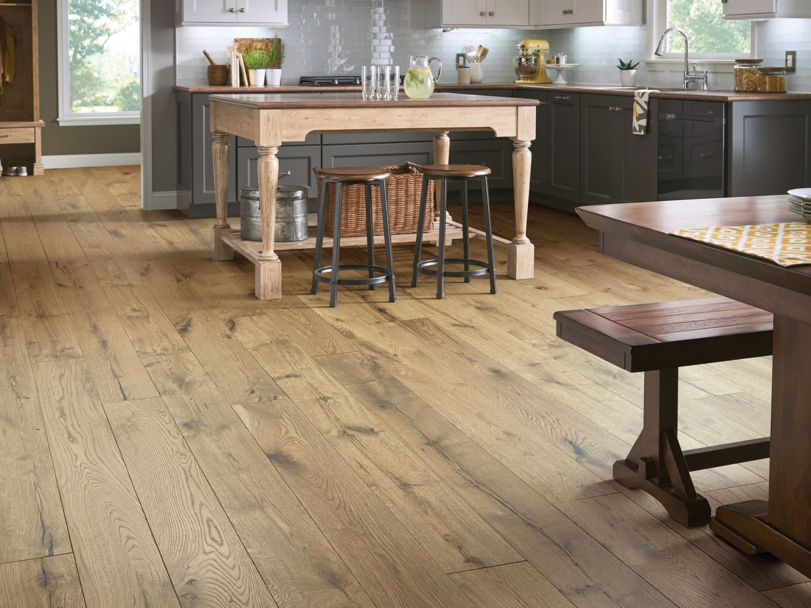 Shaw SW661 Reflections White Oak 7″W Wire Brushed Engineered – Timber
