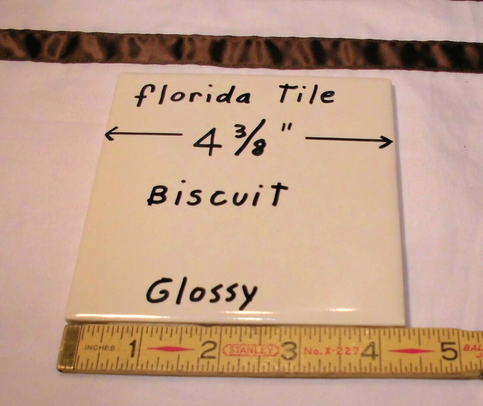 1 pc. Biscuit Glossy Ceramic Tile 4-3/8″ by Florida Tile Co. NOS off-white