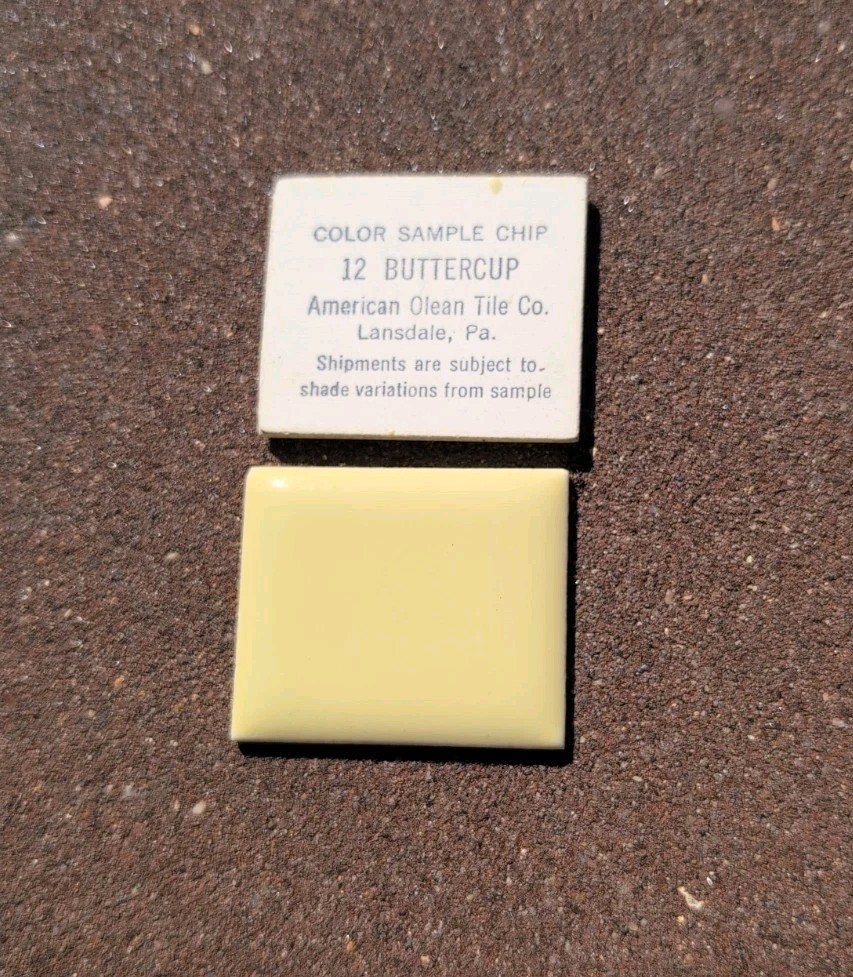 2 pcs American Encaustic Ceramic Tile 4-1/4″ Decorative Inserts H52 C318 Yellow