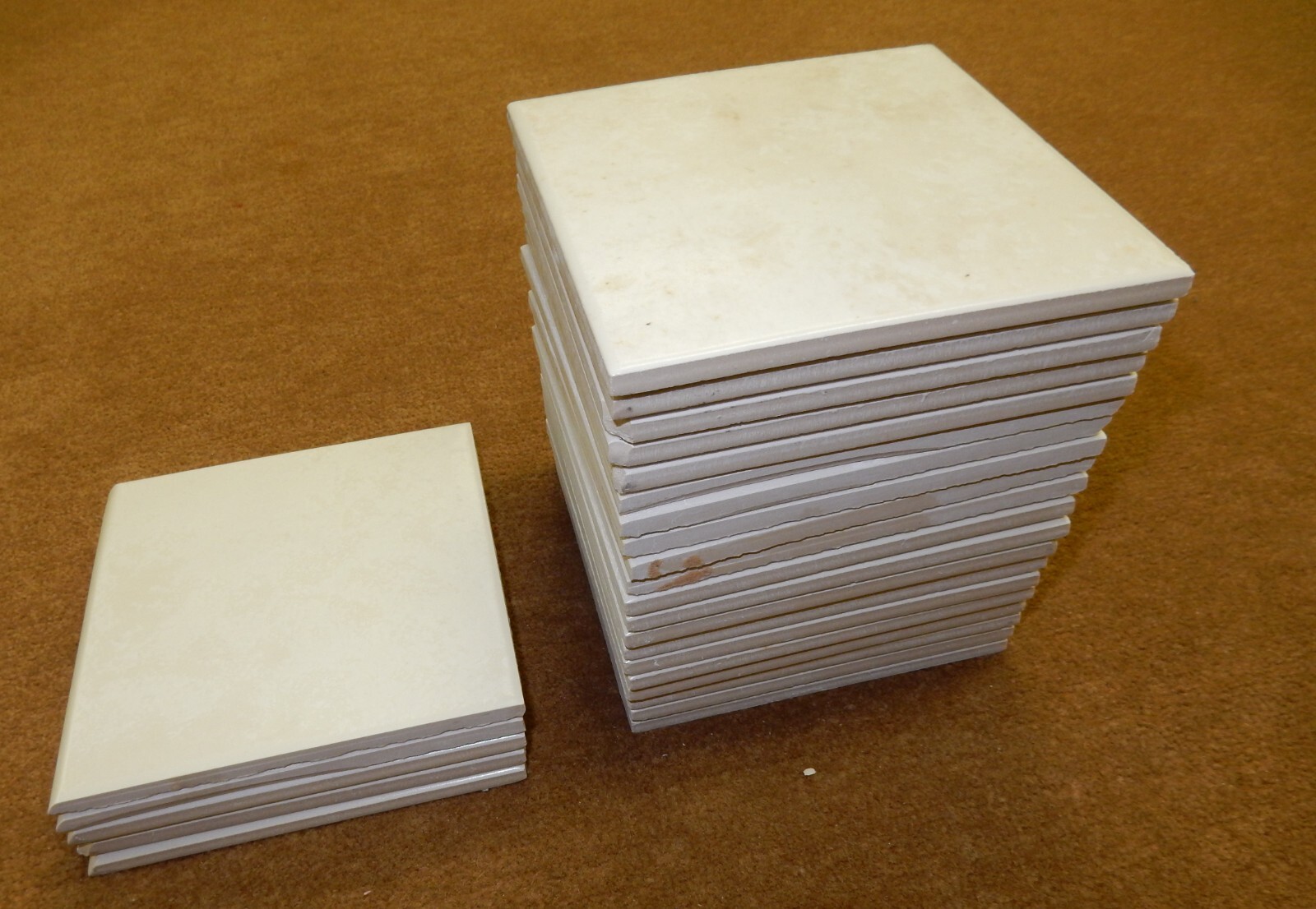 24pcs Vintage Light Mottled Tan Porcelain Tiles, 15 x 15 cm, Mid-Century Modern