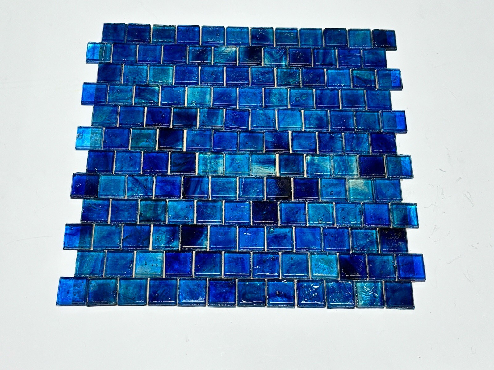 Oceanside Candy Blue Aquarius 1×1 Offset Tile