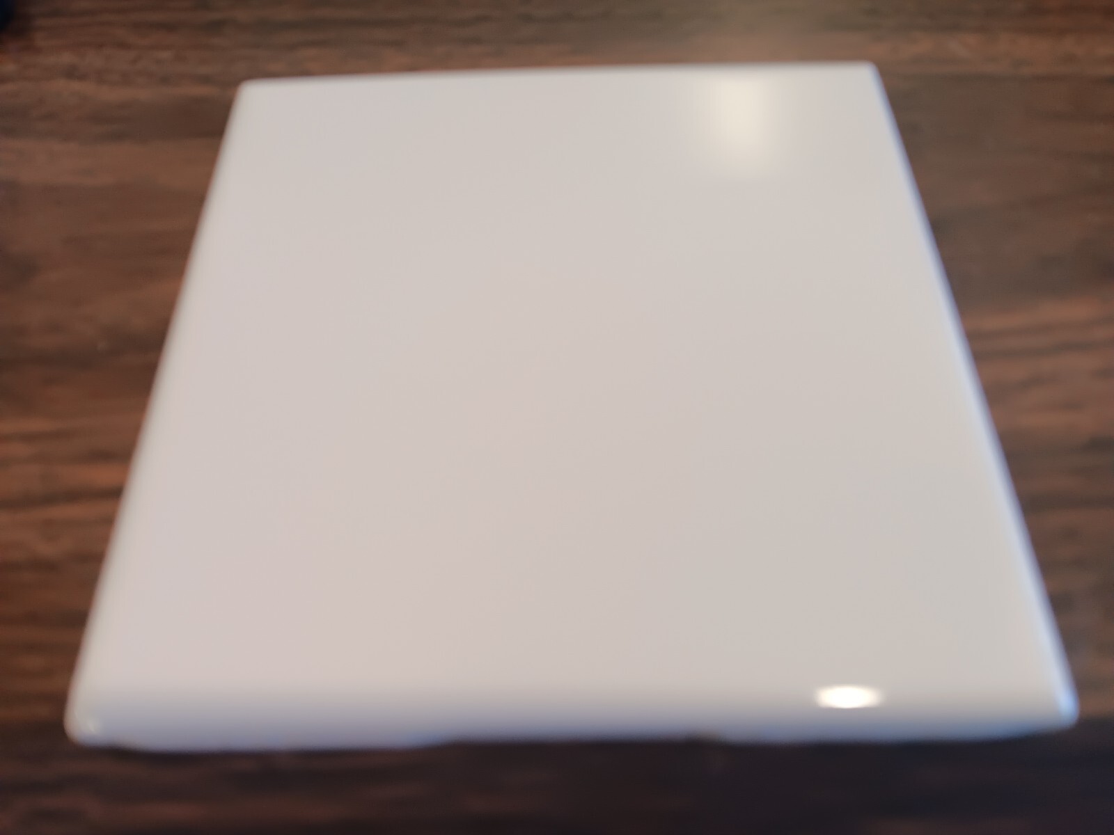 (1 EACH) CERAMIC WALL/FLOOR GLOSSY TILE SOLID WHITE COLOR 4.25″ x 4.25″ USA MADE